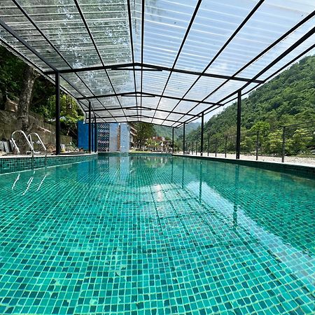 Dls Divine River Resort And Spa, Rishīkesh Exterior foto