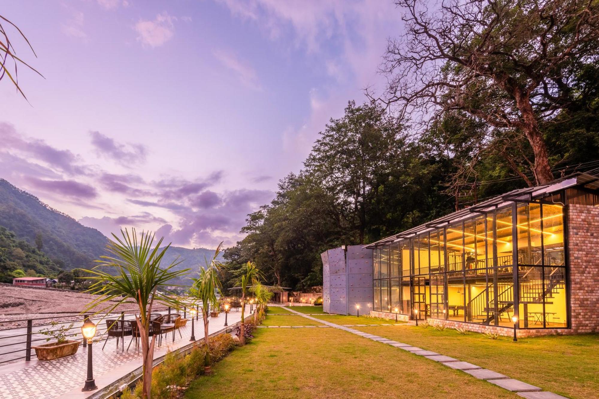 Dls Divine River Resort And Spa, Rishīkesh Exterior foto