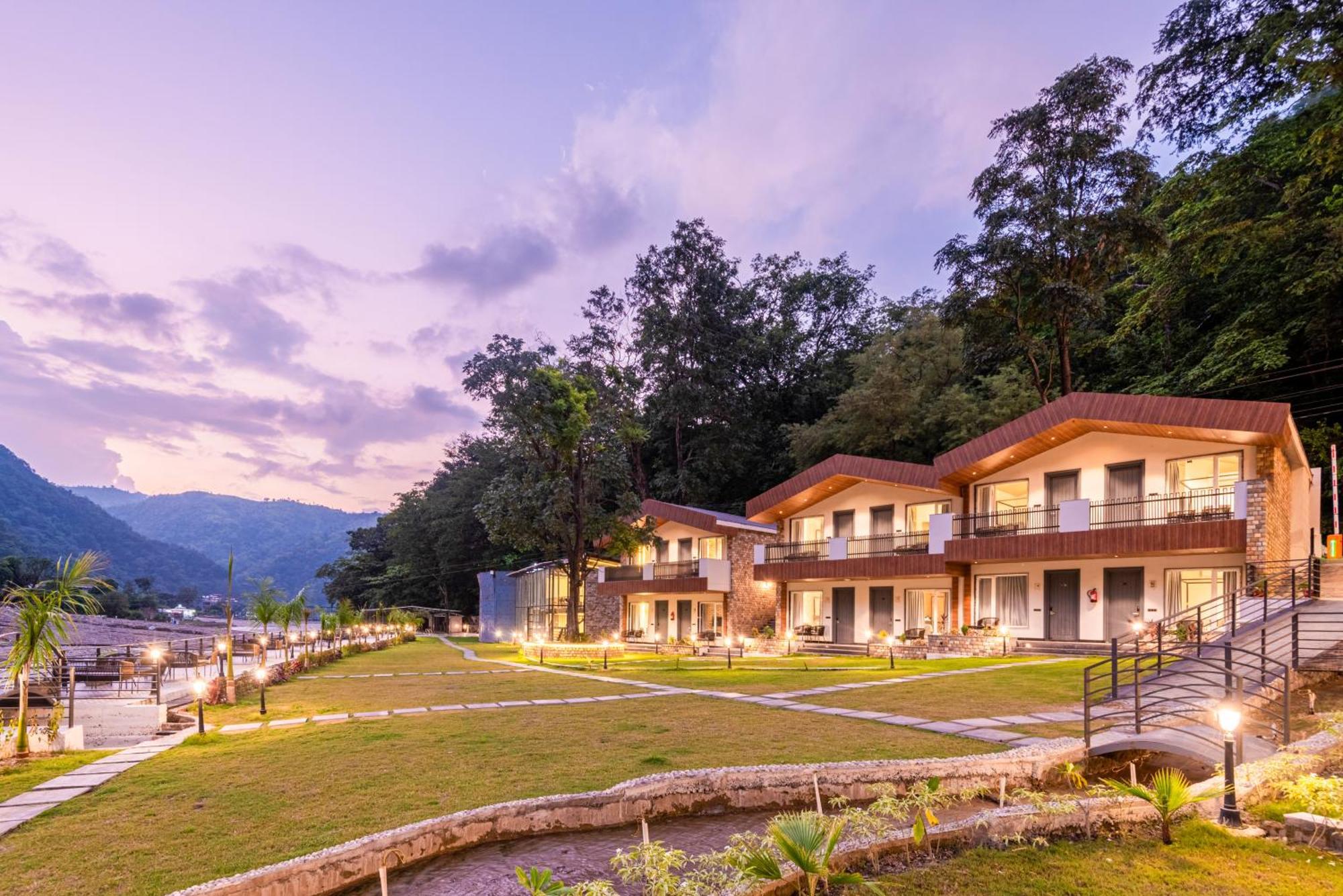 Dls Divine River Resort And Spa, Rishīkesh Exterior foto